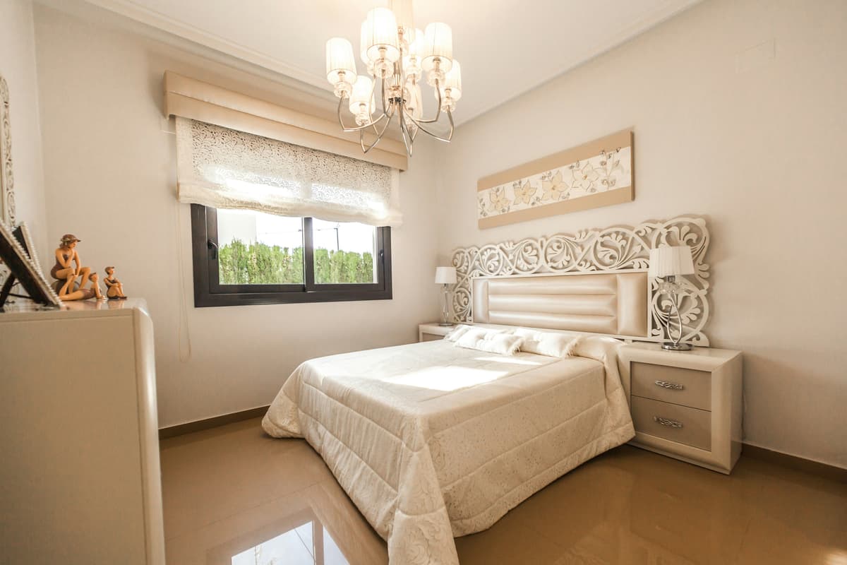FLIP TWIN  ROOM